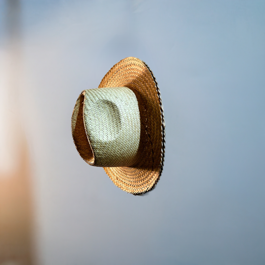 Chapeau Élégance Bohème en Tressage Naturel